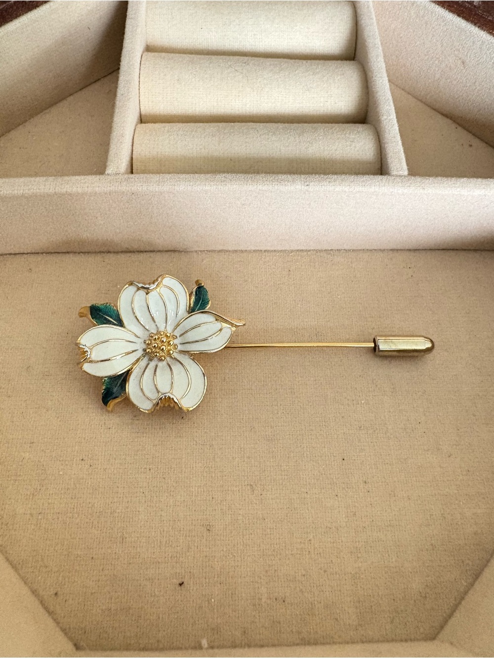 D’ORLAN Gold-tone White Flower Stick Pin Brooch with Green Accents